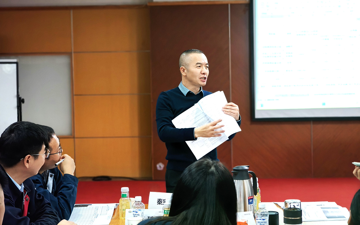 4.中航工业125.jpg